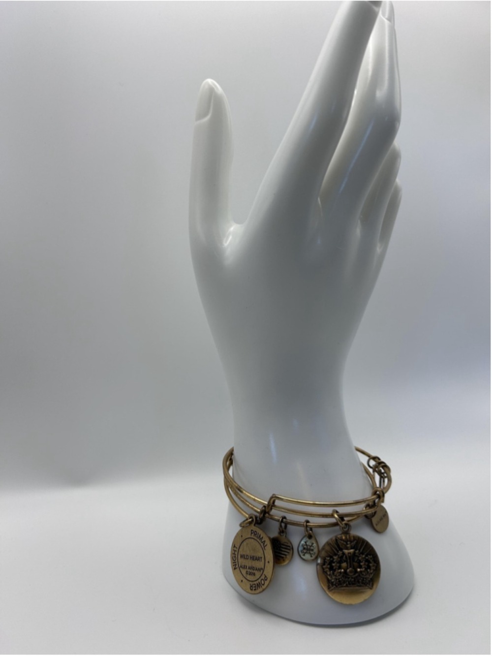 Bracelet Set Alex And Ani Gold Tone Bangle Lion Flag Charm Wild Heart 8 In - Picture 3 of 10